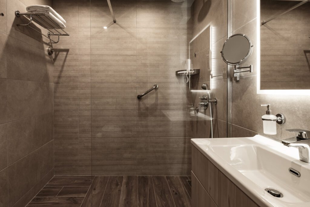 standard-double-twin-room2