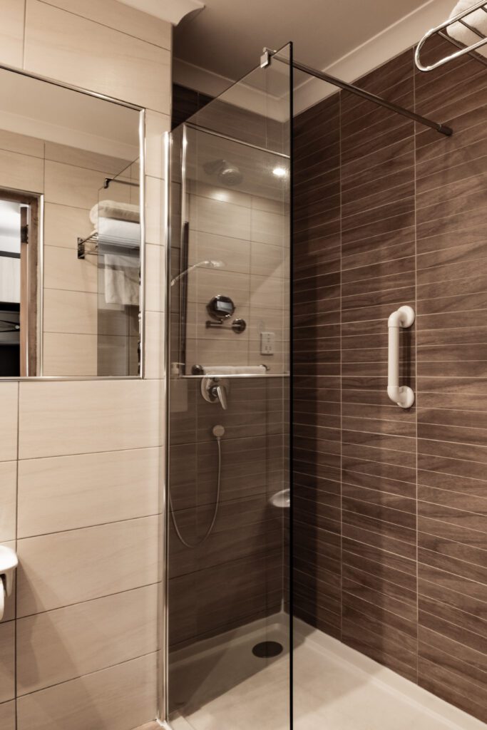 standard-double-twin-room4